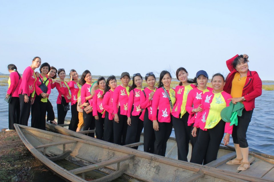 upload/news/AsbCr_du-lich-phu-my-dam-tra-o-12.jpg
